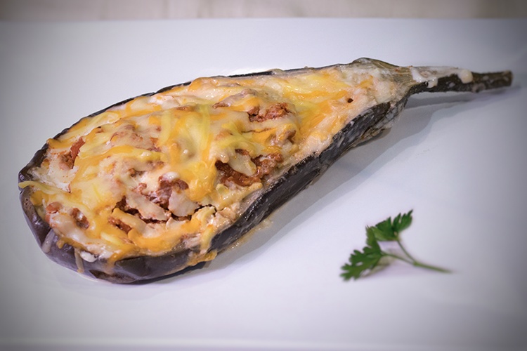 Berenjena rellena de Carne
